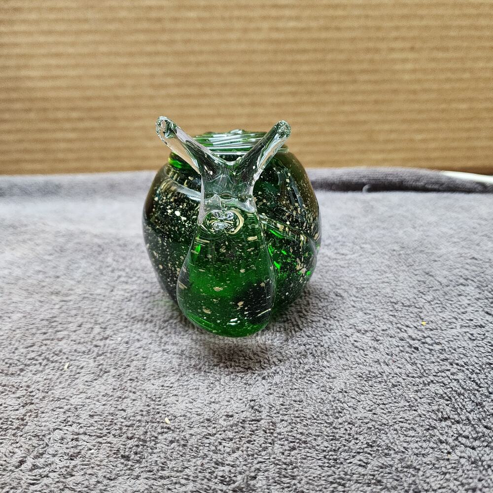 Heavy snail paperweight Green excellent qq